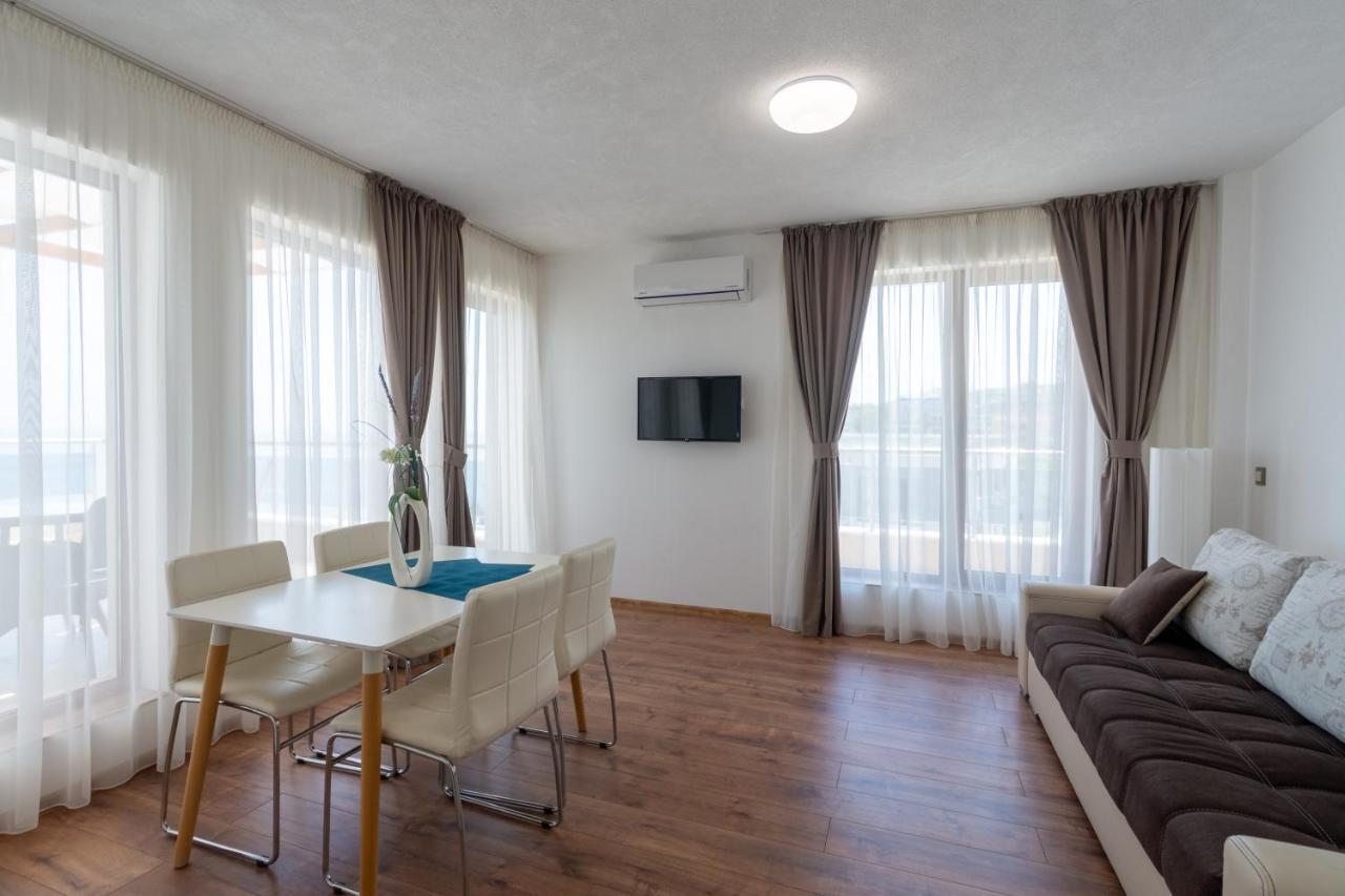 Penthouse At White Cliffs Apartment Бяла Екстериор снимка