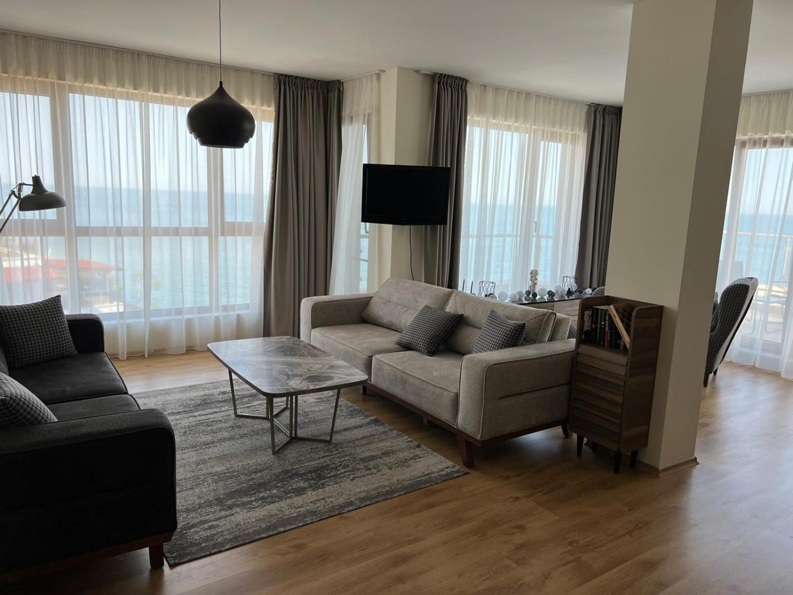 Penthouse At White Cliffs Apartment Бяла Стая снимка